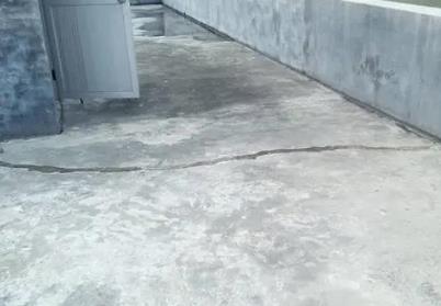 昭平楼顶漏水维修公司分享下如何解决卫生间隐蔽部位漏水的问题?